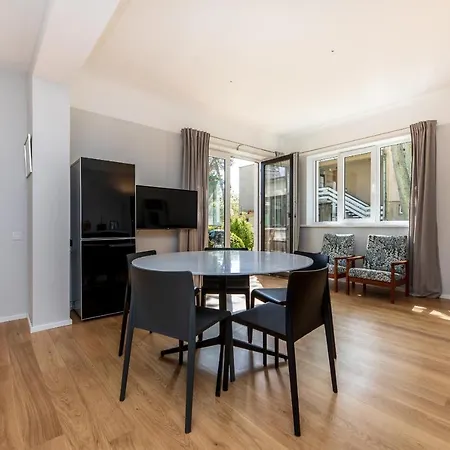 Prie Juros Apartament *